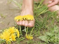 Feet - Jenya + Galya - 2007-05-06 Two barefoot beauties