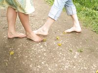 Feet - Jenya + Galya - 2007-05-06 Two barefoot beauties
