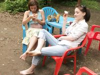 Feet - Jenya + Galya - 2007-05-06 Two barefoot beauties