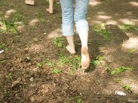 Feet - Jenya + Galya - 2007-05-06 Two barefoot beauties