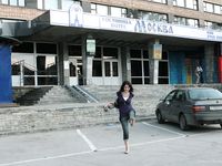 Feet - Jenya + Lena D- 2008-10-05 Barefoot trips to Russian towns. Tula