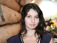 Feet - Jenya + Lena D- 2008-10-05 Barefoot trips to Russian towns. Tula