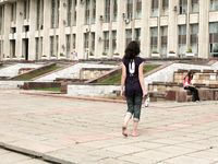 Feet - Jenya + Lena D- 2008-10-05 Barefoot trips to Russian towns. Tula