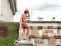 Feet - Jenya + Lena D- 2008-10-05 Barefoot trips to Russian towns. Tula