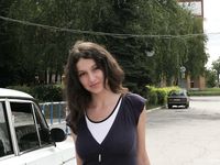 Feet - Jenya + Lena D- 2008-10-05 Barefoot trips to Russian towns. Tula