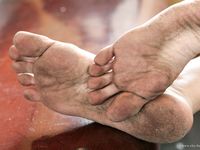 Feet - Jenya + Lena D- 2008-10-05 Barefoot trips to Russian towns. Tula