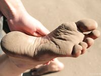 Feet - Jenya + Lena D- 2008-10-05 Barefoot trips to Russian towns. Tula
