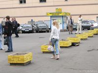 Feet - Jenya + Marina - 2006-06-29 Barefoot trips to Russian towns. Vladimir