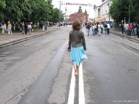 Feet - Jenya + Marina - 2006-06-29 Barefoot trips to Russian towns. Vladimir