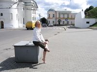 Feet - Jenya + Marina - 2006-06-29 Barefoot trips to Russian towns. Vladimir