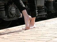 Feet - Jenya + Marisha - 2007-10-02 Barefoot Travel. Minsk (feat. Zoya, Lana & Lera)