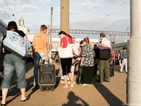 Feet - Jenya + Marisha - 2007-10-02 Barefoot Travel. Minsk (feat. Zoya, Lana & Lera)