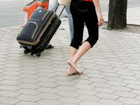 Feet - Jenya + Marisha - 2007-10-02 Barefoot Travel. Minsk (feat. Zoya, Lana & Lera)