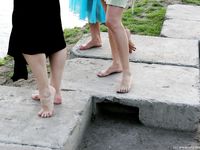 Feet - Jenya + Marisha - 2007-10-02 Barefoot Travel. Minsk (feat. Zoya, Lana & Lera)