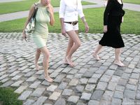 Feet - Jenya + Marisha - 2007-10-02 Barefoot Travel. Minsk (feat. Zoya, Lana & Lera)