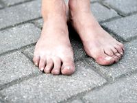 Feet - Jenya + Marisha - 2007-10-02 Barefoot Travel. Minsk (feat. Zoya, Lana & Lera)