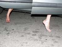 Feet - Jenya + Marisha - 2007-10-02 Barefoot Travel. Minsk (feat. Zoya, Lana & Lera)