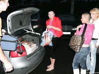 Feet - Jenya + Marisha - 2007-10-02 Barefoot Travel. Minsk (feat. Zoya, Lana & Lera)