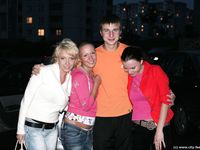 Feet - Jenya + Marisha - 2007-10-02 Barefoot Travel. Minsk (feat. Zoya, Lana & Lera)