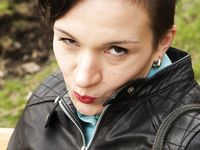 Feet - Jenya - 2011-04-06 Spring barefoot walk