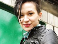 Feet - Jenya - 2011-04-06 Spring barefoot walk