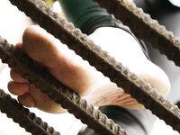 Feet - Jenya - 2011-04-06 Spring barefoot walk