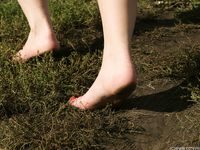 Feet - Jenya A - 2012-03-19 Cool autumn morning