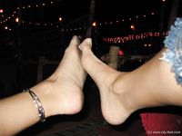 Feet - Julia A + Krista - 2006-01-31 Egyptian barefoot adventures