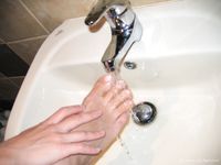 Feet - Julia A + Krista - 2006-01-31 Egyptian barefoot adventures