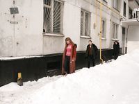 Feet - Julia A + Nastya - 2005-03-15 In public without shoes