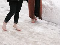 Feet - Julia A + Nastya - 2005-03-15 In public without shoes