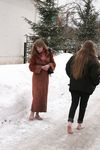 Feet - Julia A + Nastya - 2005-03-15 In public without shoes