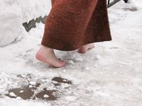 Feet - Julia A + Nastya - 2005-03-15 In public without shoes