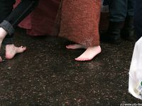 Feet - Julia A + Nastya - 2005-03-15 In public without shoes