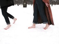 Feet - Julia A + Nastya - 2005-03-15 In public without shoes