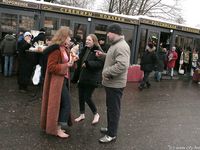 Feet - Julia A + Nastya - 2005-03-15 In public without shoes