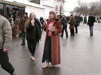 Feet - Julia A + Nastya - 2005-03-15 In public without shoes