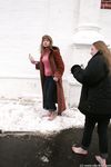 Feet - Julia A + Nastya - 2005-03-15 In public without shoes