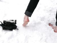 Feet - Julia A + Nastya - 2005-03-15 In public without shoes