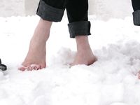 Feet - Julia A + Nastya - 2005-03-15 In public without shoes