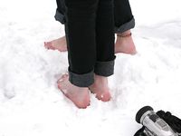 Feet - Julia A + Nastya - 2005-03-15 In public without shoes