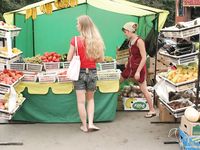 Feet - Julia A - 2007-09-18 Sexy feet in the crowded city