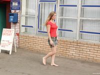 Feet - Julia A - 2007-09-18 Sexy feet in the crowded city