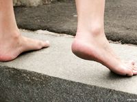 Feet - Julia A - 2007-09-18 Sexy feet in the crowded city