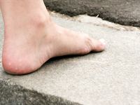 Feet - Julia A - 2007-09-18 Sexy feet in the crowded city