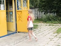 Feet - Julia A - 2007-09-18 Sexy feet in the crowded city