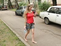 Feet - Julia A - 2007-09-18 Sexy feet in the crowded city