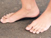 Feet - Julia A - 2009-09-30 Pretty lady