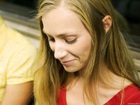 Feet - Julia A - 2009-09-30 Pretty lady