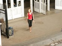 Feet - Julia A - 2009-09-30 Pretty lady